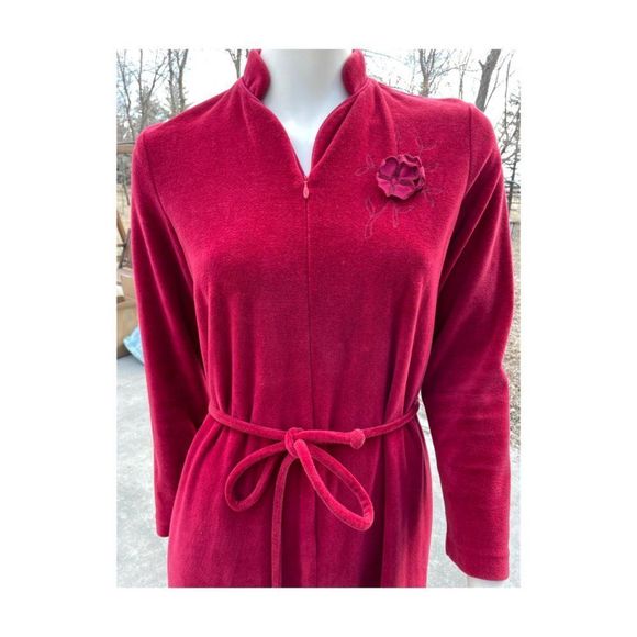 Vintage | 70s DIamond Tea Velvet Robe Burgundy Half-Zip Dressing Gown By Diane D - Picture 10 of 16